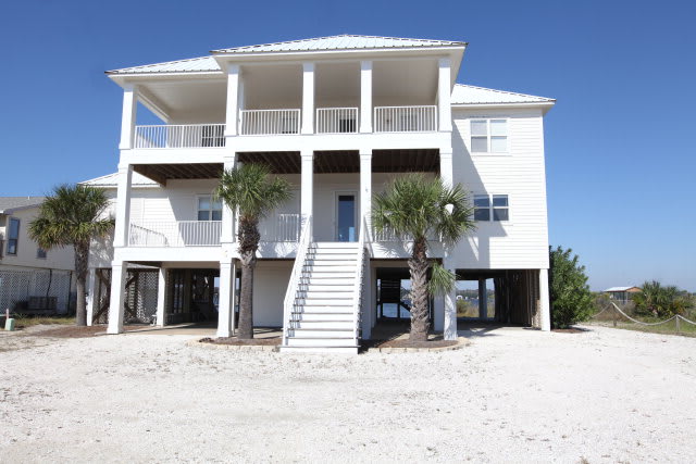 inception-app-prod/OTg3NWIzOGQtOGU3YS00OTY2LTlkNzktZDZmMTNmN2NlMGNl/content/2017/12/Gulf shores1-2.jpg