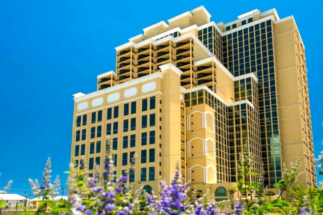 Condos for Sale at Phoenix West II inception-app-prod/OTg3NWIzOGQtOGU3YS00OTY2LTlkNzktZDZmMTNmN2NlMGNl/content/2017/12/Phoenix West II.jpg