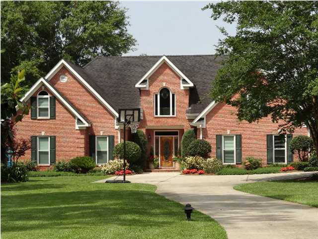 inception-app-prod/OTg3NWIzOGQtOGU3YS00OTY2LTlkNzktZDZmMTNmN2NlMGNl/content/2017/12/The Lakes.jpg