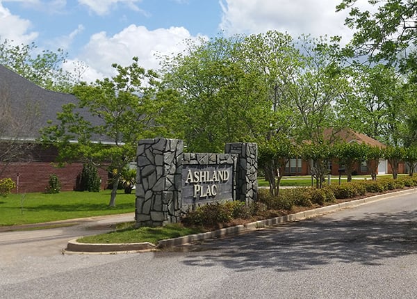 inception-app-prod/OTg3NWIzOGQtOGU3YS00OTY2LTlkNzktZDZmMTNmN2NlMGNl/content/2017/12/ashland place.jpg