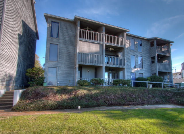Condos for Sale in Bay Winds - Fairhope AL inception-app-prod/OTg3NWIzOGQtOGU3YS00OTY2LTlkNzktZDZmMTNmN2NlMGNl/content/2017/12/bay winds-2.jpg