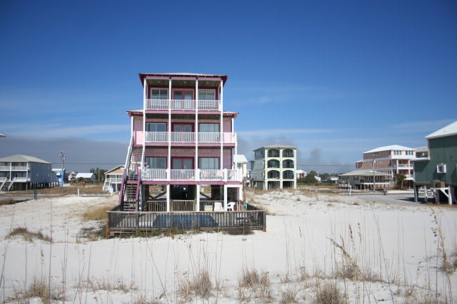 inception-app-prod/OTg3NWIzOGQtOGU3YS00OTY2LTlkNzktZDZmMTNmN2NlMGNl/content/2017/12/carl t martin-2.jpg