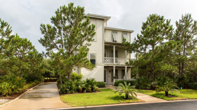 inception-app-prod/OTg3NWIzOGQtOGU3YS00OTY2LTlkNzktZDZmMTNmN2NlMGNl/content/2017/12/kiva dunes.jpg