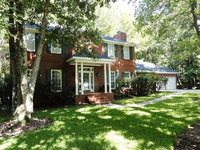 inception-app-prod/OTg3NWIzOGQtOGU3YS00OTY2LTlkNzktZDZmMTNmN2NlMGNl/content/2017/12/oak bluff estates.jpg