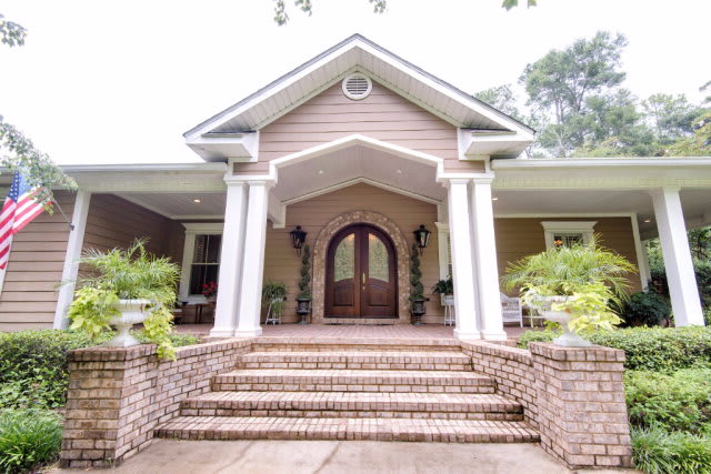 Homes for Sale in Old Daphne - Daphne AL inception-app-prod/OTg3NWIzOGQtOGU3YS00OTY2LTlkNzktZDZmMTNmN2NlMGNl/content/2017/12/old daphne.jpg