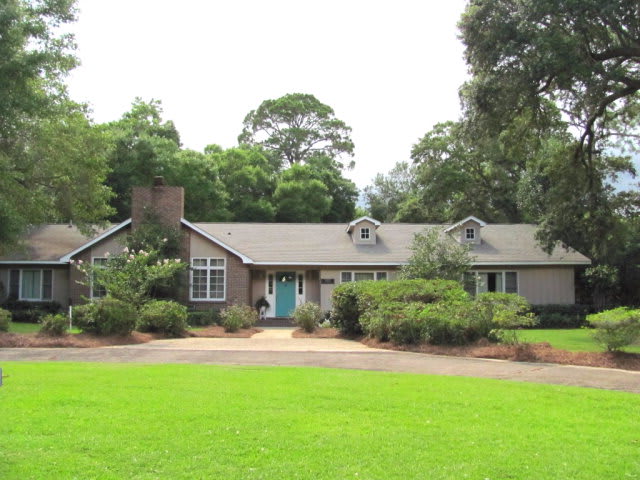 inception-app-prod/OTg3NWIzOGQtOGU3YS00OTY2LTlkNzktZDZmMTNmN2NlMGNl/content/2017/12/perdido gates.jpg