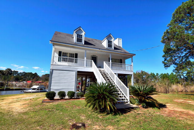 inception-app-prod/OTg3NWIzOGQtOGU3YS00OTY2LTlkNzktZDZmMTNmN2NlMGNl/content/2017/12/pineda island-2.jpg