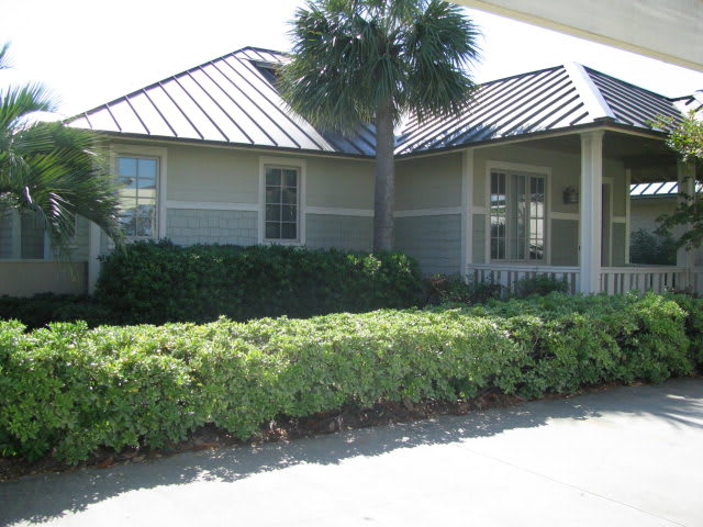 inception-app-prod/OTg3NWIzOGQtOGU3YS00OTY2LTlkNzktZDZmMTNmN2NlMGNl/content/2017/12/the beach club cottages.jpg