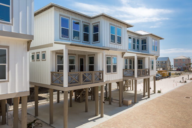 inception-app-prod/OTg3NWIzOGQtOGU3YS00OTY2LTlkNzktZDZmMTNmN2NlMGNl/content/2017/12/the cottages at lagoon pass-3.jpg