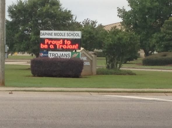 inception-app-prod/OTg3NWIzOGQtOGU3YS00OTY2LTlkNzktZDZmMTNmN2NlMGNl/content/2018/05/Daphne middle-2.jpg