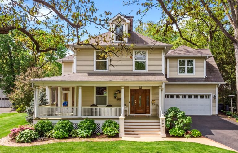 WEBSTER GROVES inception-app-prod/OWFhZWRkNTgtN2Y5My00NzJiLTg3OTAtZTcwZTI4ZWUwOGM4/content/2024/09/db3d2c5a5b68b6b379b494780697c48b22884924.jpg