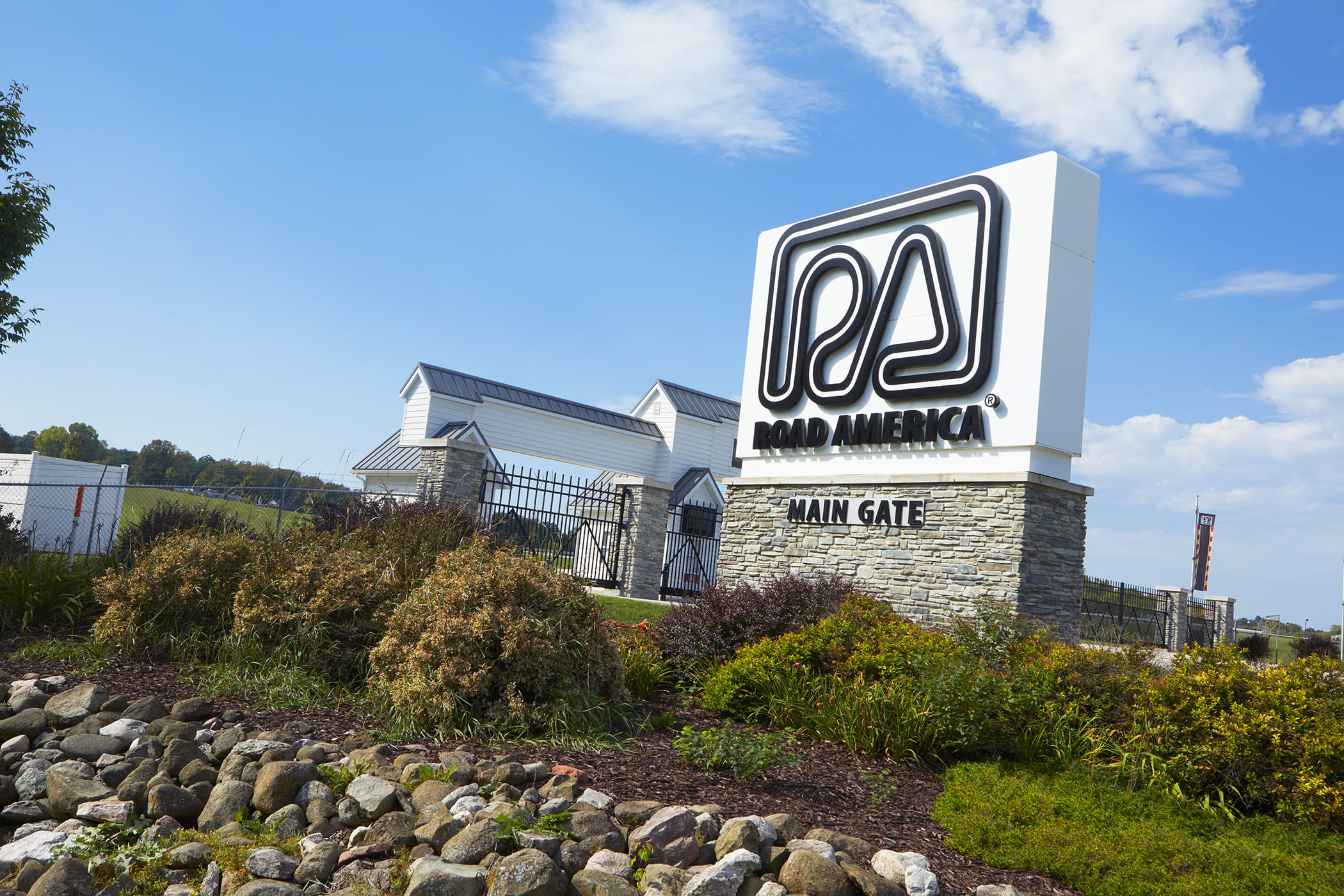 Elkhart Lake inception-app-prod/OWFlMzY1ZjctN2ZjMy00MTVmLWI1YWItOTg5MmJjNjEzYjcz/content/2023/10/ab19ac66799775304388f4cca454617974e36098.jpg