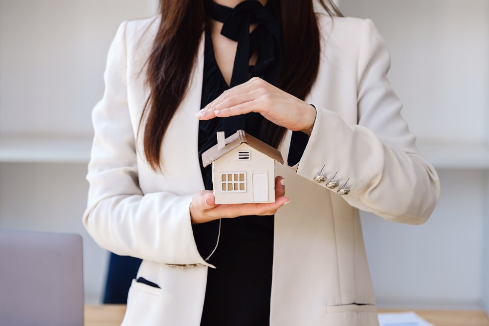 October Open Houses: How to Create Cozy, Seasonal Showings That Sell inception-app-prod/OWNkNGE2MDctM2IyOC00ZTYwLThmMGEtODZjZWYwMzIzZTU2/content/2025/10/100b75c81fee7184e1bb4493976c5e78b4c70822.png