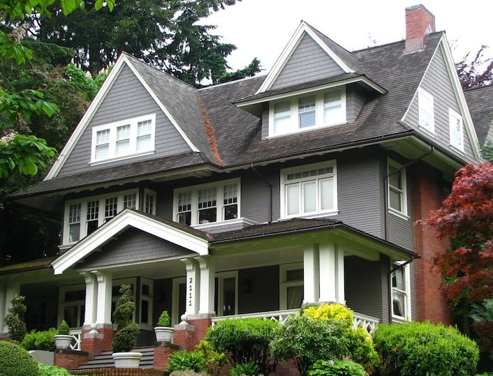 inception-app-prod/OWQxMTllODMtODc5Zi00ZjJjLTg5NTQtMmE1YTdkYWZjMmY5/content/2021/02/bradleyhouse-portlandoregon-3.jpg