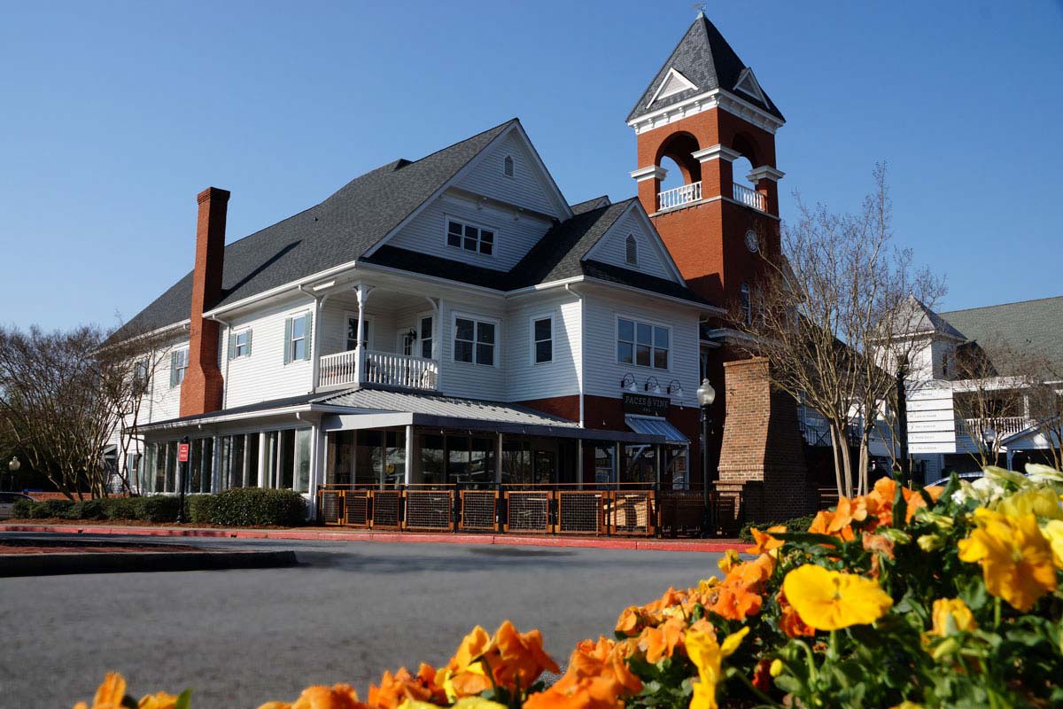 VININGS inception-app-prod/Y2E1YWY5NzMtZGY3YS00MGY2LWI0ZjEtYTY1MTM3MjAyMDRm/content/2019/05/vinings jubilee 2.jpg