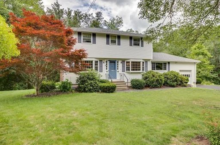 inception-app-prod/Y2E2MDRhMjctNjE0Yi00YTgwLWE0MzUtNDZiNGQ4ODRjMDNl/content/2018/08/carriage road-2.jpg