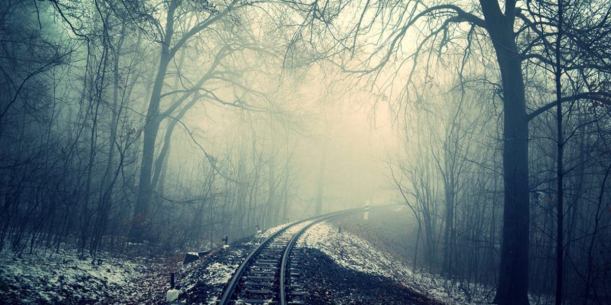 inception-app-prod/Y2I2NWMzYWEtYmM5Zi00NjhkLWExNzYtZTNlNzg1MDBkNjc4/content/2016/10/Haunted house.jpg