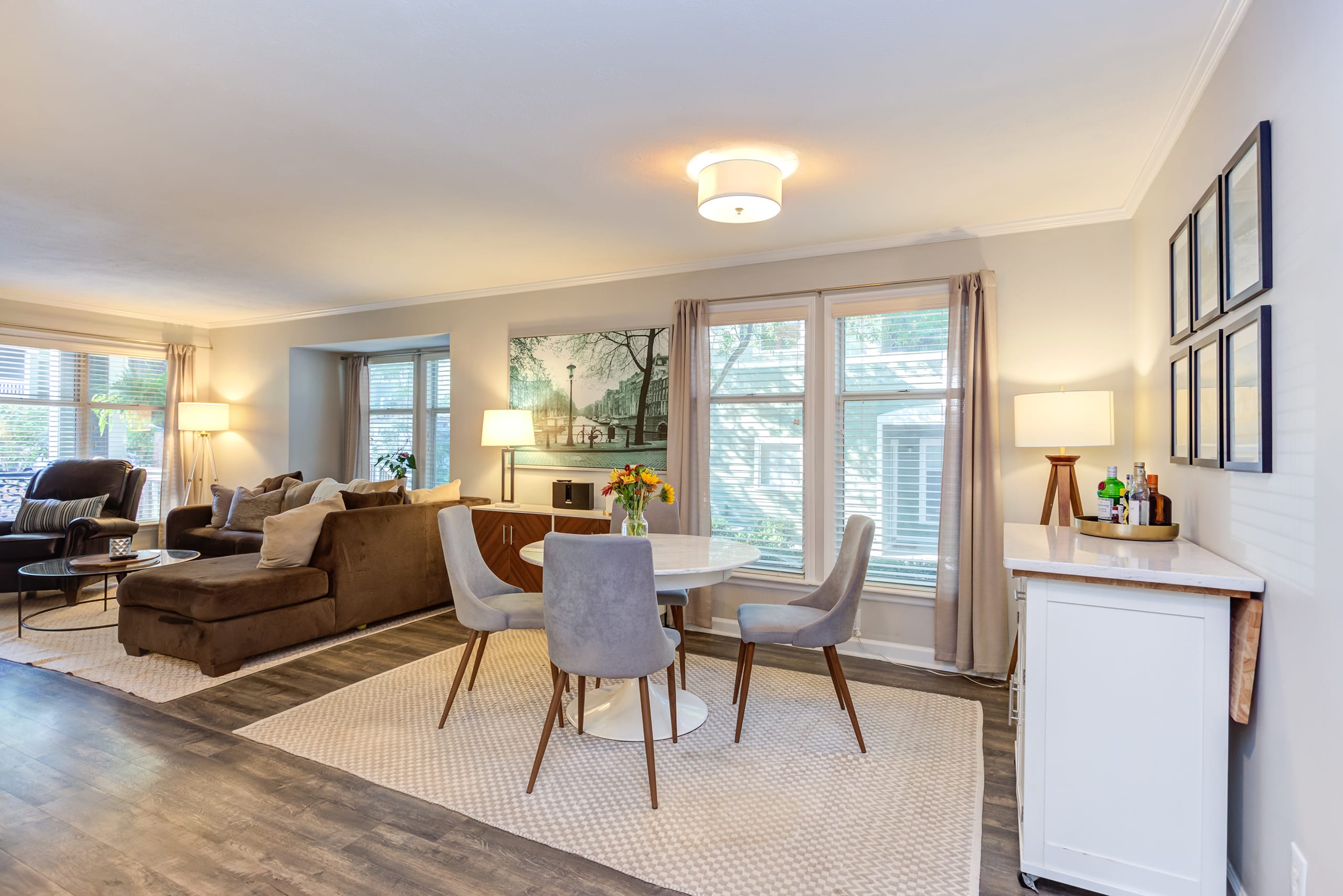 Raleigh (ITB) | 1021 Nicholwood Dr inception-app-prod/Y2I4NTQ5ZjEtYTc0Zi00ODAyLWJhNzUtNDYzYTU5MTJlNjdm/content/2023/09/fb328bd818e0f719366bd4f6c02233db6868050c.jpg