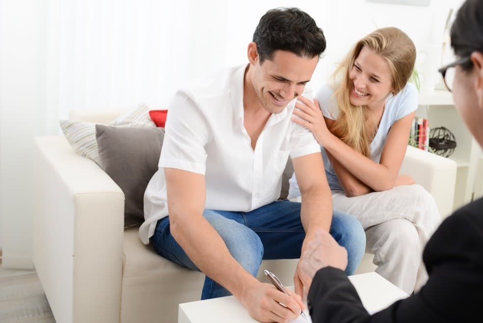 Good Agents Really Do Help Homeowners Get The Best Offers inception-app-prod/Y2I5ZWY1OTktNGY4My00NzQ5LThiMWMtYTU4MTE3NDI3MDAz/content/2017/07/Good Agents Add Value and get the most money for you.jpg