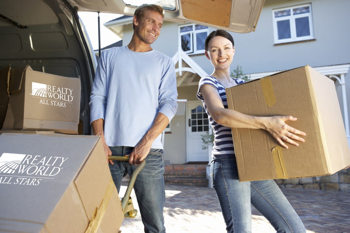 inception-app-prod/Y2I5ZWY1OTktNGY4My00NzQ5LThiMWMtYTU4MTE3NDI3MDAz%2Fmedia%2F2015%2F01%2FRW moving boxes %28Medium%29.jpg