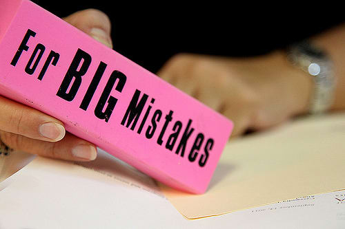 inception-app-prod/Y2I5ZWY1OTktNGY4My00NzQ5LThiMWMtYTU4MTE3NDI3MDAz%2Fmedia%2F2015%2F02%2FFor Big Mistakes.jpg