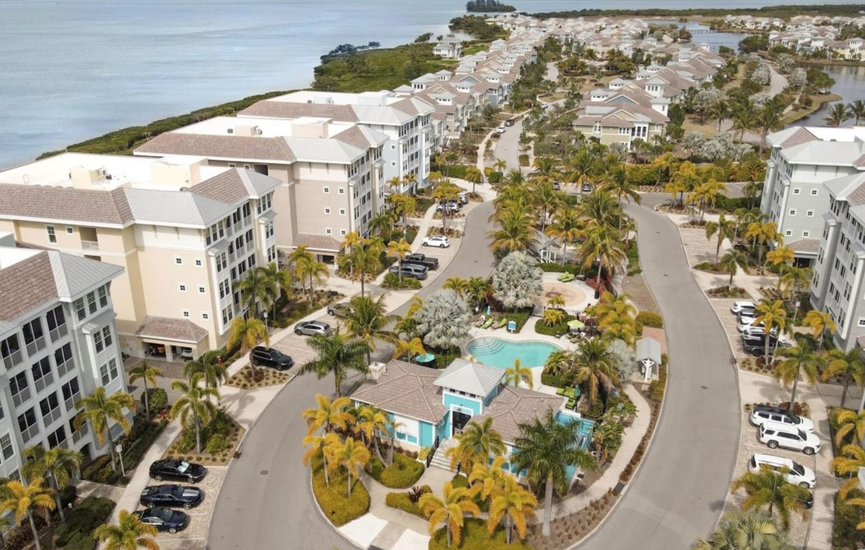 One Particular Harbour and Marina Walk inception-app-prod/Y2MzYzM0NWUtMDdkZC00MTkwLTlhODQtZTJjZTc5ZTVkZDU5/content/2023/05/0a822f6a3b1981ad8cdc5f0a47842bead6696f62.png