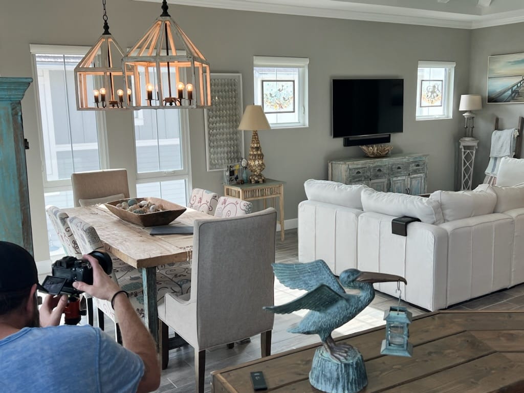 Picture-Perfect Homes inception-app-prod/Y2MzYzM0NWUtMDdkZC00MTkwLTlhODQtZTJjZTc5ZTVkZDU5/content/2024/01/9c2eb401fa4dedd0f37140fff85970d1333c657e.jpeg