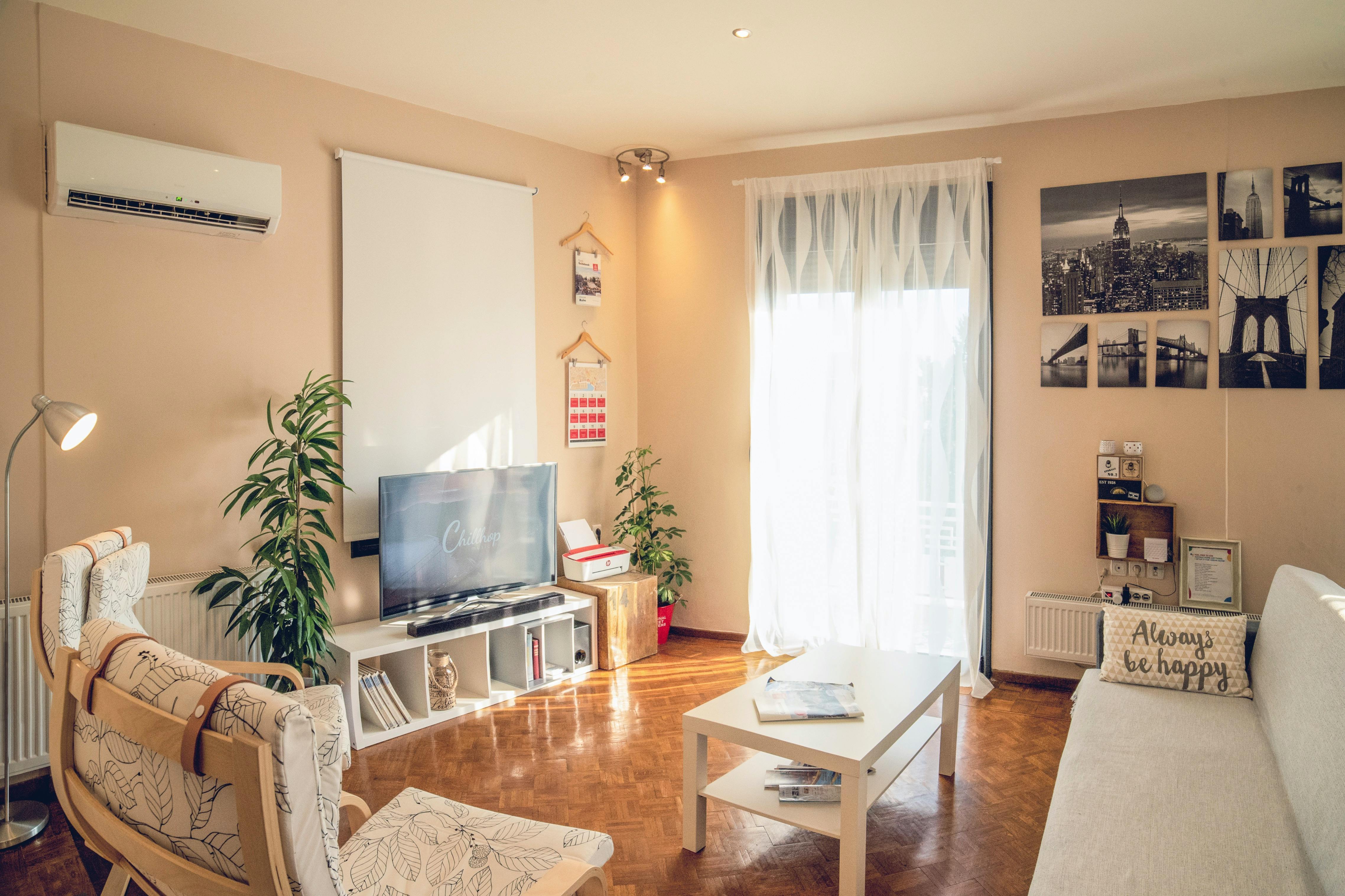 Buying Your First Investment Property: The Basics inception-app-prod/Y2MzYzM0NWUtMDdkZC00MTkwLTlhODQtZTJjZTc5ZTVkZDU5/content/2024/01/f4197960646c27d2e441a136bf6d11114b51bb74.jpg