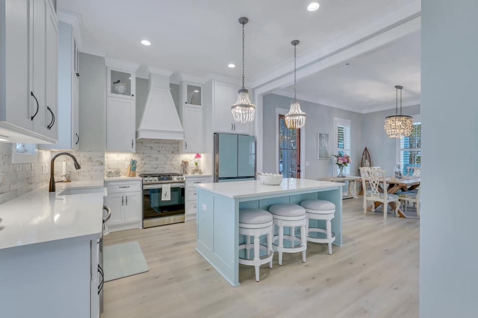 The 5 Biggest Mistakes to Avoid When Buying Your First Home inception-app-prod/Y2NkODQ0MzAtODMzYi00MzJmLWE1MDktNzY3NjFmMDgzYzEz/content/2026/03/948b7302863af66cf8c339d4d1c6514ab98c8866.jpg