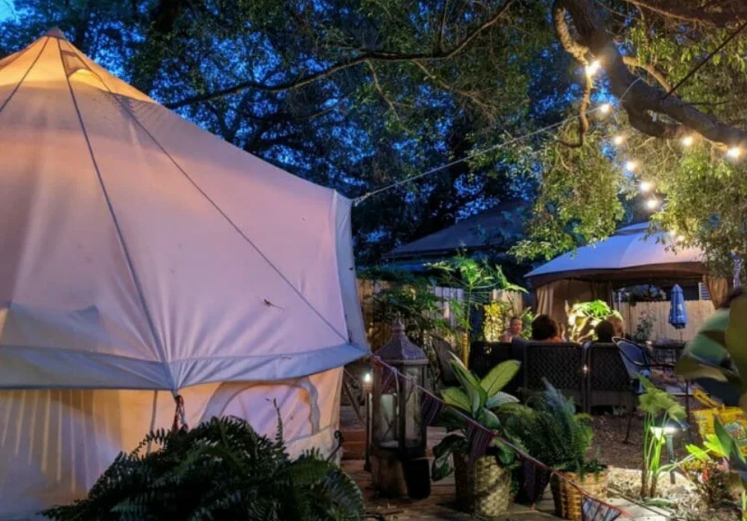 Dreamy Garden Patios inception-app-prod/Y2U0OGRlMzYtNzJiMC00ZGFjLTg1MGQtNGVjMTRjZWRlNWUy/content/2021/10/989399e4b085ebc53f45d4f3c423dbcea44ddf14.png