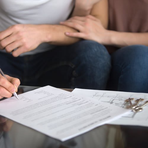 4 Factors Other Than Money To Consider in an Offer inception-app-prod/Y2UwNmU5ODUtYzYyOC00NDY0LWE5ZGYtNzA0MDU2MWNhODc0/content/2022/04/7deedef9cfc435f11052a2e375dfe676b39d9f72.jpg