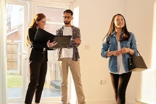 The Impact of Seasonality on the Real Estate Market inception-app-prod/Y2UwNmU5ODUtYzYyOC00NDY0LWE5ZGYtNzA0MDU2MWNhODc0/content/2023/12/550ba6087896b7e4aa9f799ab0f71fbcf2cbbcac.jpg