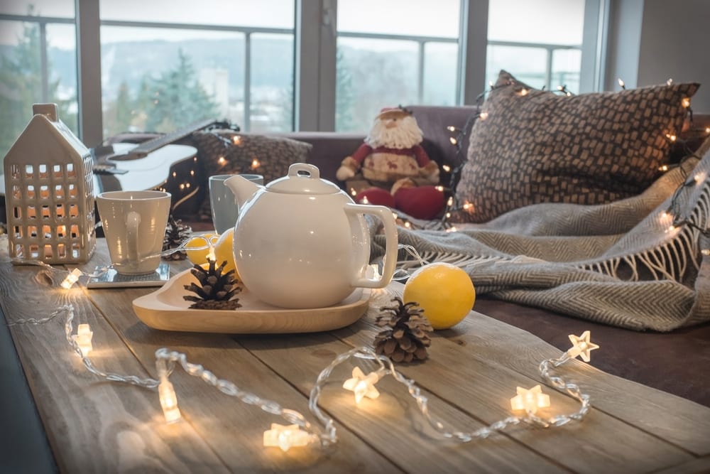 Holiday Home Makeover inception-app-prod/YTFhMjY2NTctZTkwYS00NGRmLThjZTctNDFlNjg3MzNjNTI0/content/2023/12/7101cc6f9f388f61dab0abf74d92b6143b20d145.jpg