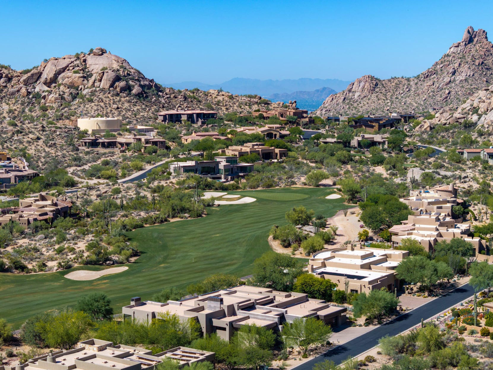 Scottsdale Homes for Sale inception-app-prod/YTVhM2RjOTUtMmQ4Yi00YzQ4LTljODUtZDRhYTgyMmYwMTYx/content/2025/09/61188f47cd19df581246106659fee257853ae9bc.jpg