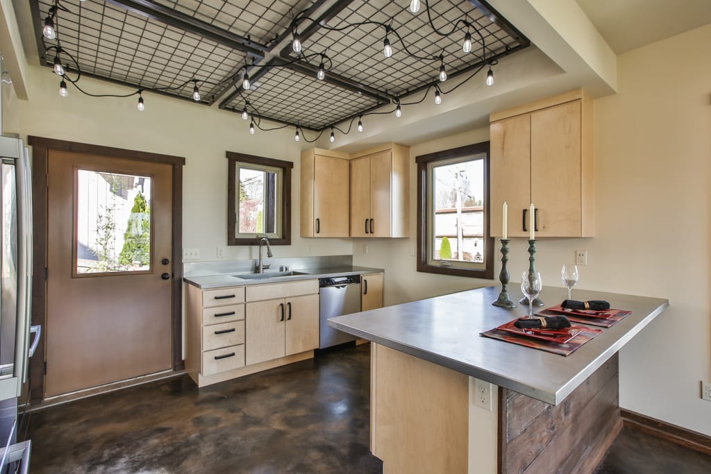 Net Zero Ready Seattle Homes Now Available inception-app-prod/YTY1OTZkYWEtZmYxNS00NTc0LTk4ZjYtYTIxNDRiNzI4OTkz%2Fmedia%2F2015%2F03%2Fmodernpco.com %289 of 41%29.jpg