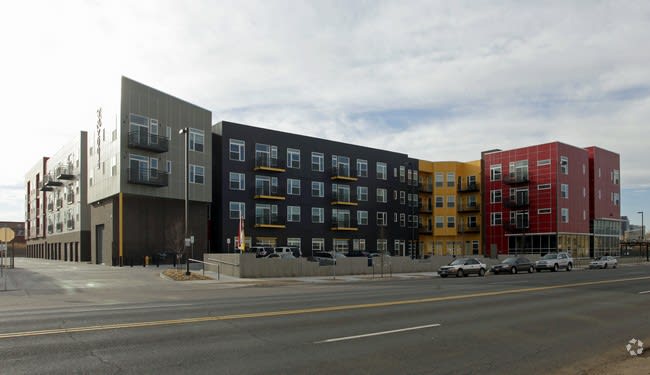 inception-app-prod/YTcwMzgyYjUtNmNiNy00MDRhLWJlYzItMmZjZjgyYzNiYWU1/content/2016/03/Rino pic3.jpg