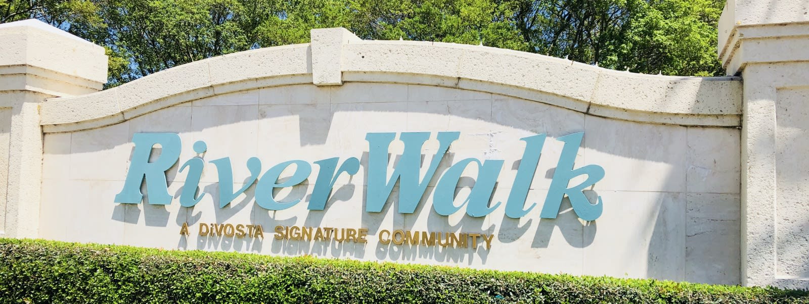 Riverwalk inception-app-prod/YTgzNDc3YmMtZmEzYi00ZDI5LWEzYTktOWEwNDQ0ZGExNjIz/content/2020/02/riverwalk.jpg.jpg