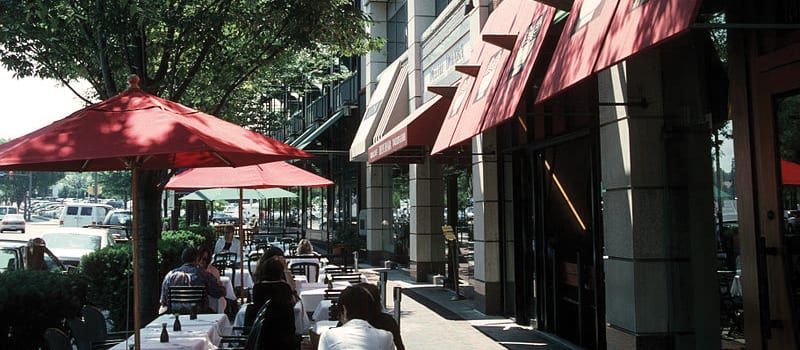 Living in Downtown Bethesda inception-app-prod/YWNhOGE5N2MtMDJiYy00NWI5LWJmZmYtMTAzNTczM2E0MWFj/content/2016/11/bethesda-dining-3.jpg