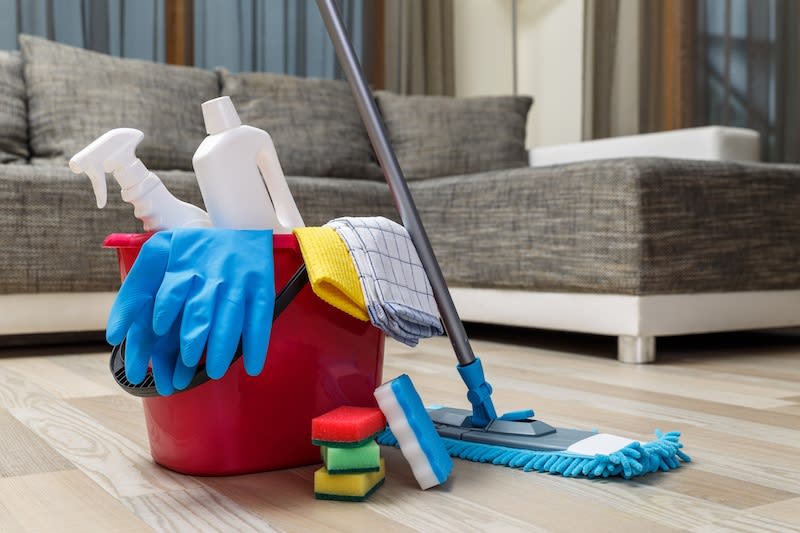 THE COMPLETE GUIDE TO CLEANING EVERY SURFACE IN YOUR HOME inception-app-prod/YWNhOGE5N2MtMDJiYy00NWI5LWJmZmYtMTAzNTczM2E0MWFj/content/2017/06/The Complete Guide To Cleaning Every Surface In Your Home.jpg