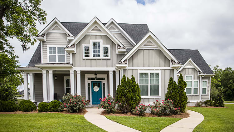 What is curb appeal and how to make sure your home has it inception-app-prod/YWNhOGE5N2MtMDJiYy00NWI5LWJmZmYtMTAzNTczM2E0MWFj/content/2020/02/cover-2.jpg