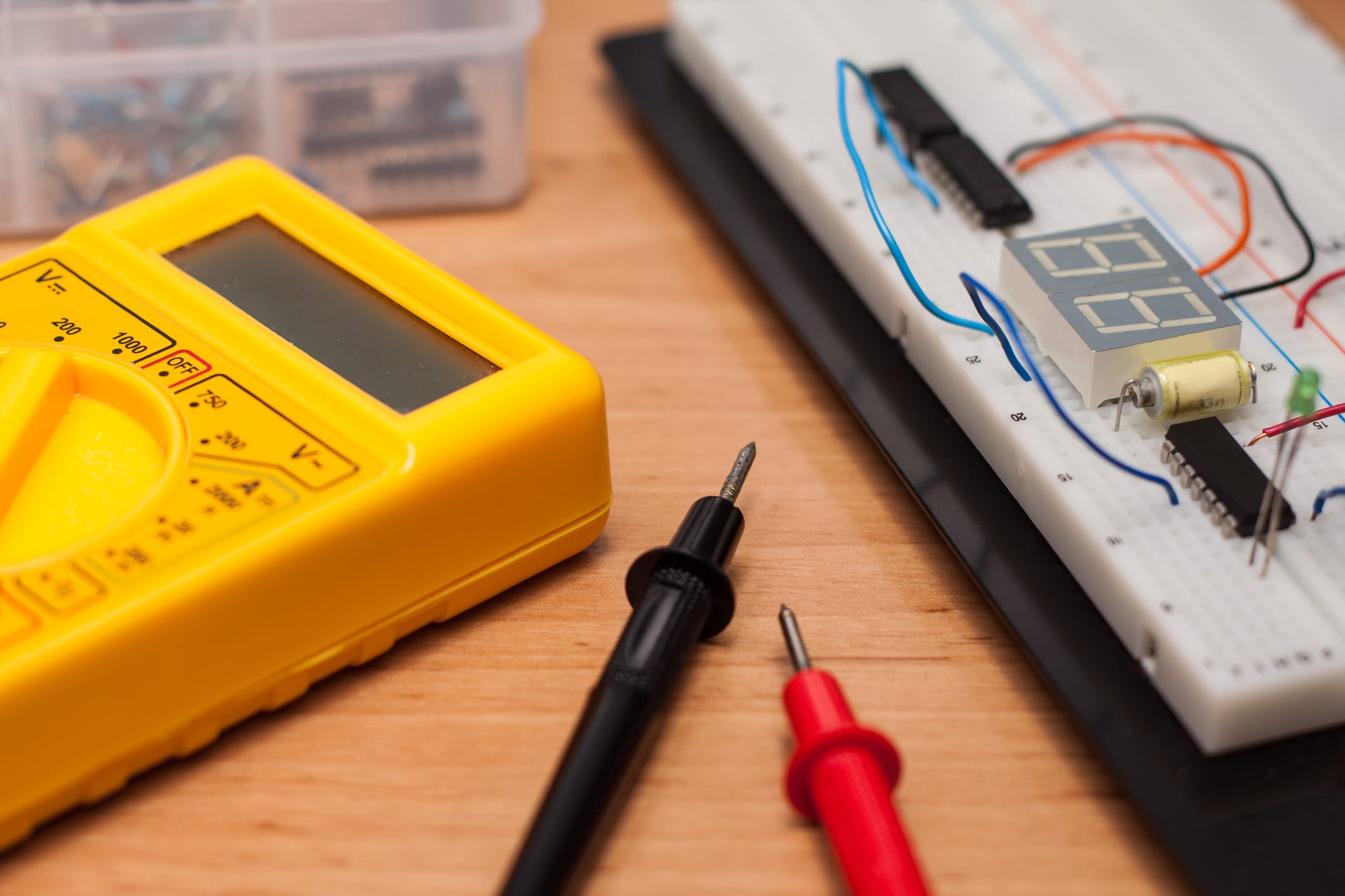 <p>Electricians</p> inception-app-prod/YWNhOGE5N2MtMDJiYy00NWI5LWJmZmYtMTAzNTczM2E0MWFj/content/2023/10/8dce773e5ebdf0d4a4f1d44572272fa92aa0a657.jpg