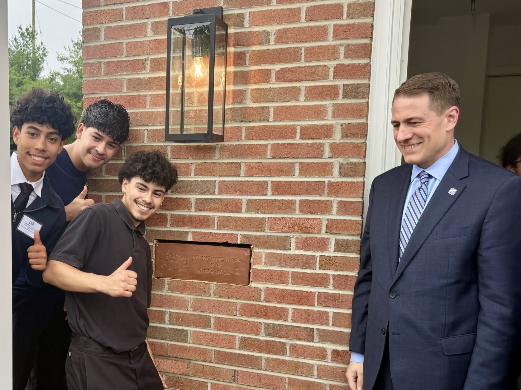 The Next Generation of Trades in Montgomery County inception-app-prod/YWNhOGE5N2MtMDJiYy00NWI5LWJmZmYtMTAzNTczM2E0MWFj/content/2026/06/59612ad7a2575124bea71c5a7d9fedb3af673c61.jpg