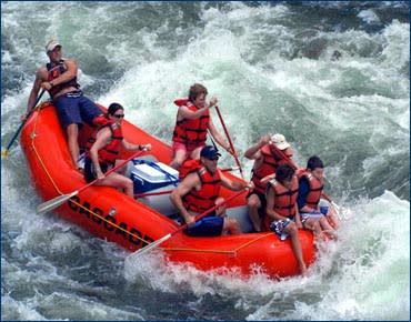 inception-app-prod/YWVkYzY2MzYtYzU5Ni00MTI5LTljZjQtYjlhZWI2ZDFmNDIy/content/2016/08/rafting in Idaho.jpg