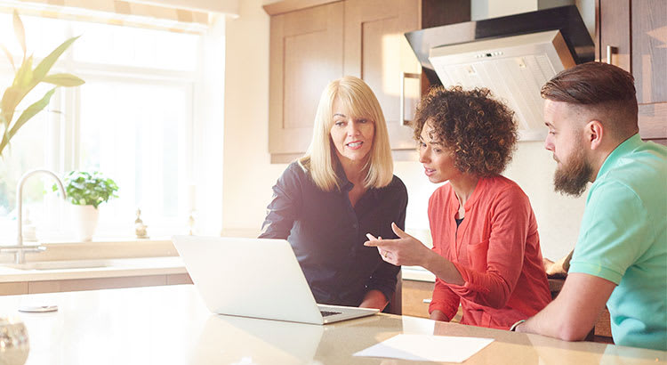 Top 5 Benefits of Hiring a Real Estate Agent inception-app-prod/YjA1MmZmY2EtZjZkNS00Y2JmLWI0NDEtYWE0ZTgwOTVhOTY2/content/2017/12/2017120-Share-STM.jpg