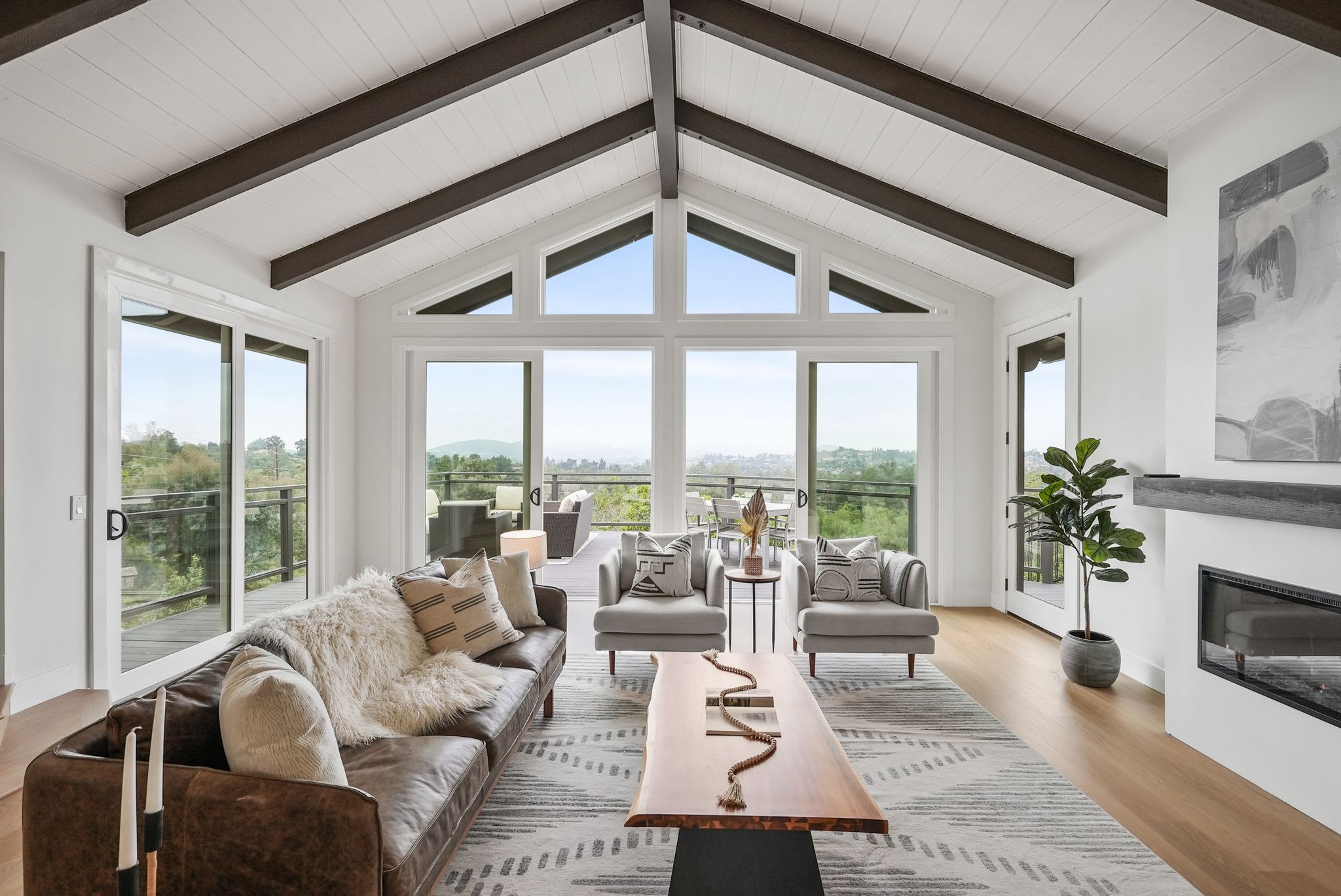 <p>16224 Rostrata Hill Road</p> inception-app-prod/YjA2NDBiZTAtZGM4NC00MzY0LWE3YzAtZjg0ZDY2Y2NlZmZm/content/2025/02/6db09f92c0f7227f31efe584aa7f56186cd6979f.jpg