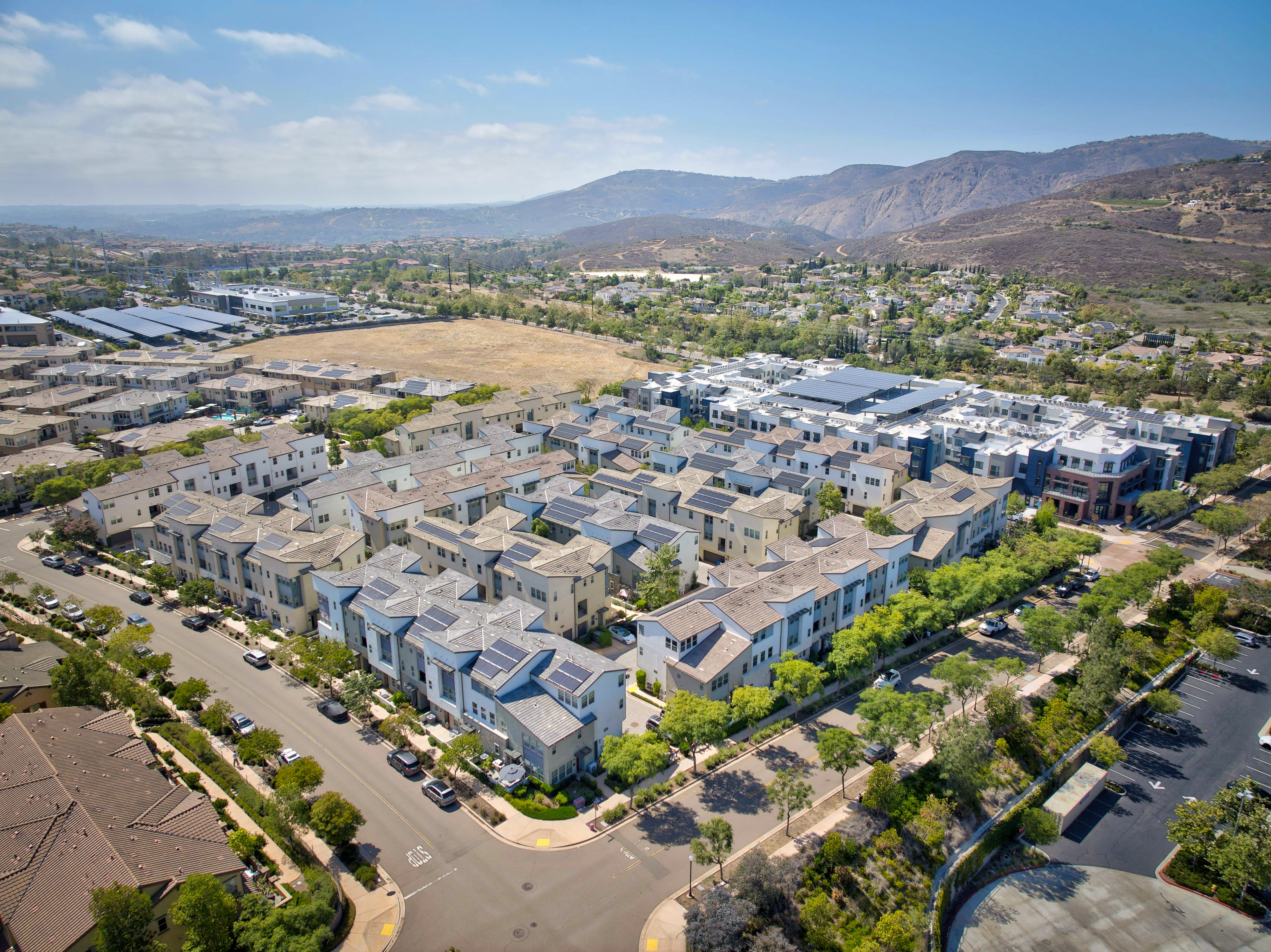 Secrets of Del Sur: Why One Del Sur Home Sold in Five Days While Another Took Five Months inception-app-prod/YjA2NDBiZTAtZGM4NC00MzY0LWE3YzAtZjg0ZDY2Y2NlZmZm/content/2026/07/f653c87b9097097f8f5dafa5fef0454ebb09045b.jpg