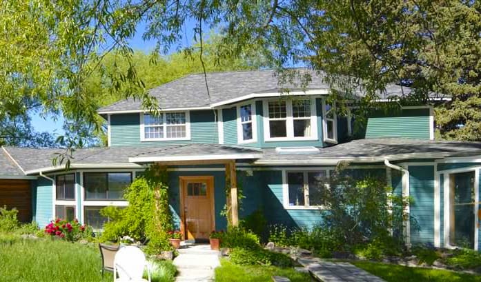 inception-app-prod/YjQzZjJiY2MtNjdkNC00MjM0LTg4ZDgtMzA0MGE0MTlkYTg0/content/2016/08/4387 Old Yellowstone.jpeg