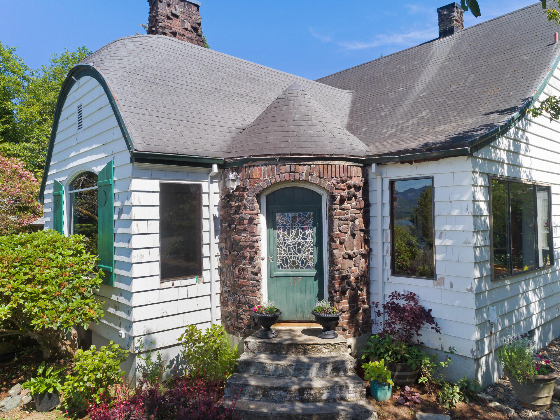 Story Book Cottage Open House: 117 Rowe St, Wheeler 11am-2pm inception-app-prod/Yjc0NTY2YWEtZDA2Zi00NTg5LTgwZjgtOGYxMTg2OTBlNmIw/content/2019/06/117 Rowe St Wheeler OR 97147-025-29-DJI 0841-MLS_Size-2.jpg
