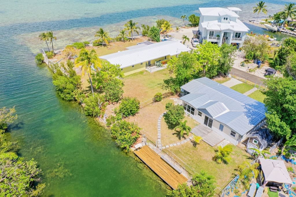 5 Tips for Buying a home in Key West inception-app-prod/YjcyMTA5OTktODE5Yi00OWNhLTkzN2UtMzIxNDBjN2FjOWNm/content/2021/01/17233starfishln-14.jpg