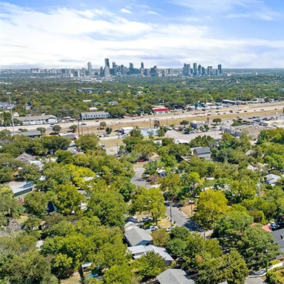 Austin's Real Estate Market: What Zillow Predicts for 2025 inception-app-prod/YjdhNTMzZGQtOTM5ZC00MzQ3LWI4MTUtYTRkOGI0ODhkNmY5/content/2024/12/682da3415a65e592239a907be031faf29bfd44ae.png